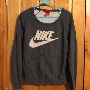 Gray Nike crewneck sweatshirt